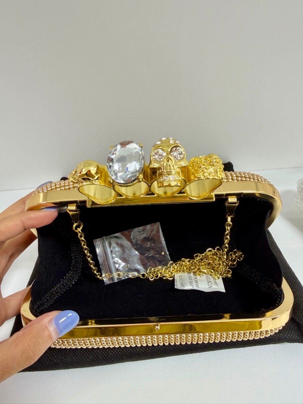 Gold Rhinestone Skull Knuckle Clutch Bag | Statement Evening Bag | NWOT - Picture 4 of 11